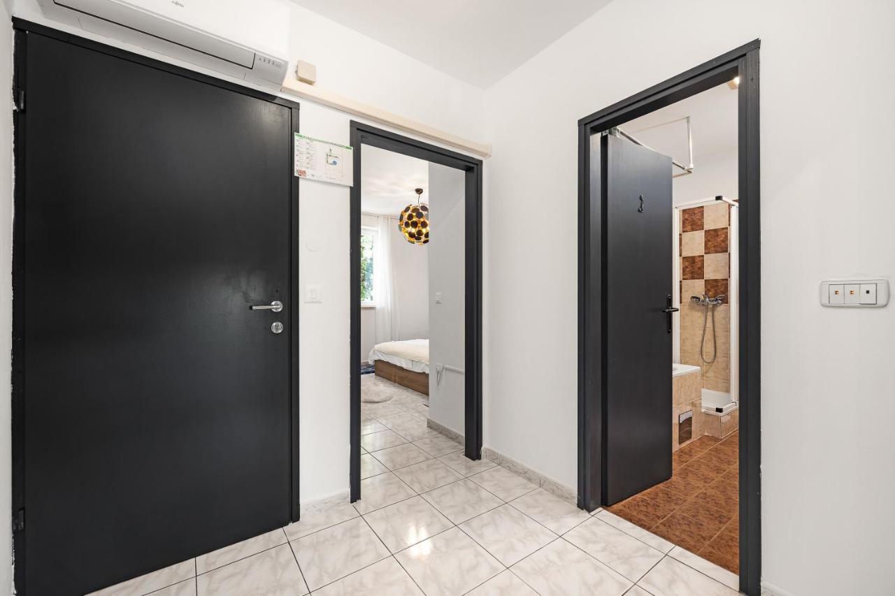 Romeo&Julia- Newly Refurbished Apartment Near Medulin Помер Екстериор снимка