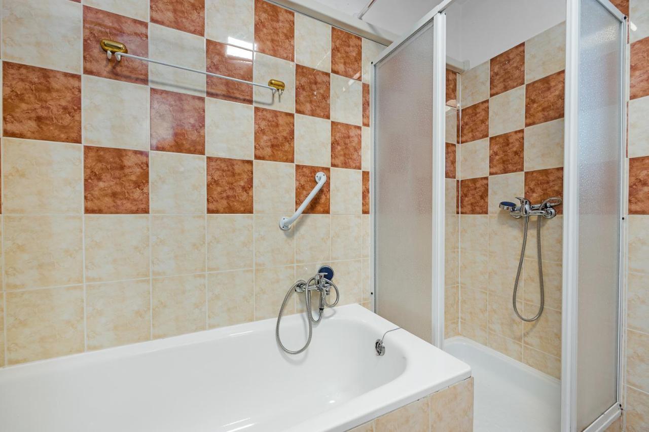 Romeo&Julia- Newly Refurbished Apartment Near Medulin Помер Екстериор снимка