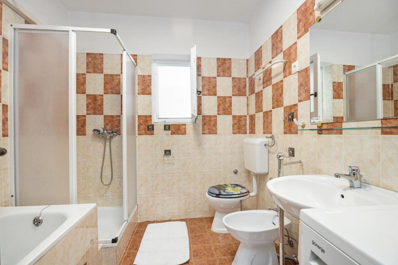 Romeo&Julia- Newly Refurbished Apartment Near Medulin Помер Екстериор снимка